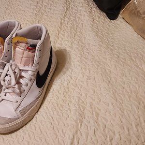 High Top Nikes